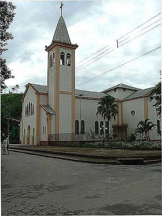 IGREJA MATRIZ DE POT-FOTO:MONTANHA - POT - MG