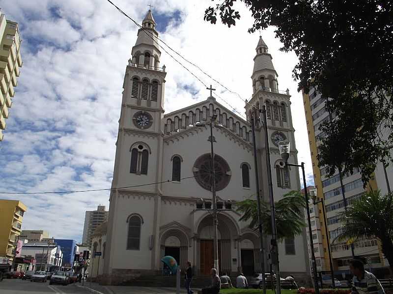 POUSO ALEGRE-MG-CATEDRAL METROPOLITANA DO BOM JESUS-FOTO:VICHV - POUSO ALEGRE - MG