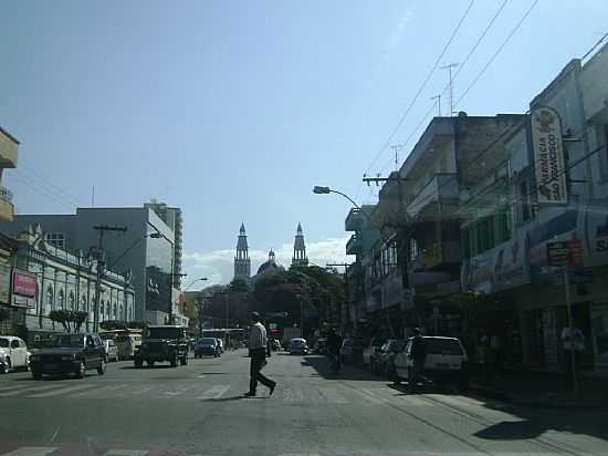 RUA CENTRAL DE POUSO ALEGRE-MG-FOTO:RO FORT - POUSO ALEGRE - MG