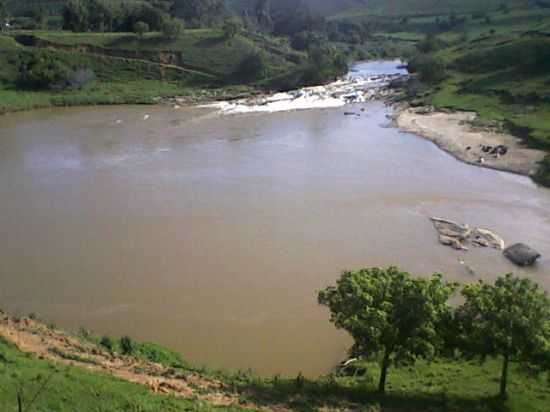 CACHOEIRA DO PARI, POR MARCELO ROCHA - PRESIDENTE BERNARDES - MG
