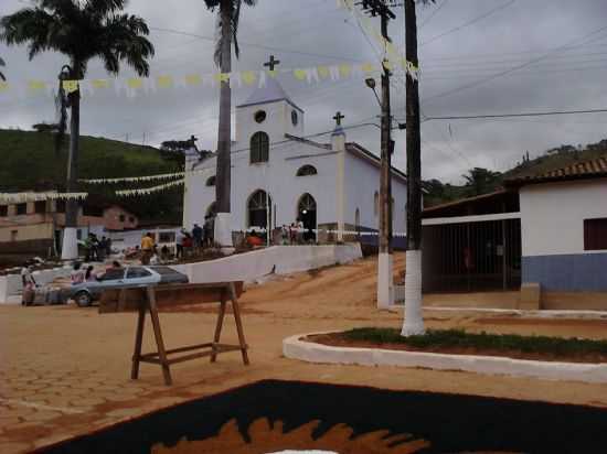 IGREJA , POR JOANA - QUARTEL DO SACRAMENTO - MG