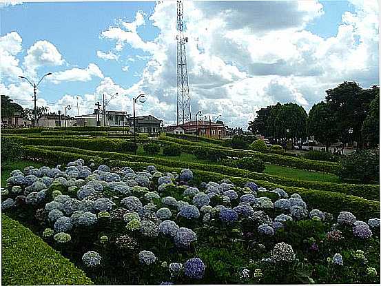 QUELUZITO-MG-PRAA DAS HORTNCIAS-FOTO:ROGRIO SANTOS PEREI - QUELUZITO - MG