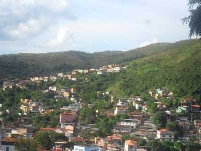 VISTA DO ALTO DO BAIRRO CENTRO, POR ATELIERAPOSOS - RAPOSOS - MG