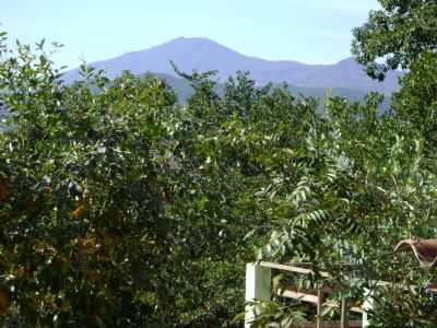 SERRA DA PIEDADE VISTA DE RAVENA, POR MARIA TERESA DE A TEIXEIRA - RAVENA - MG