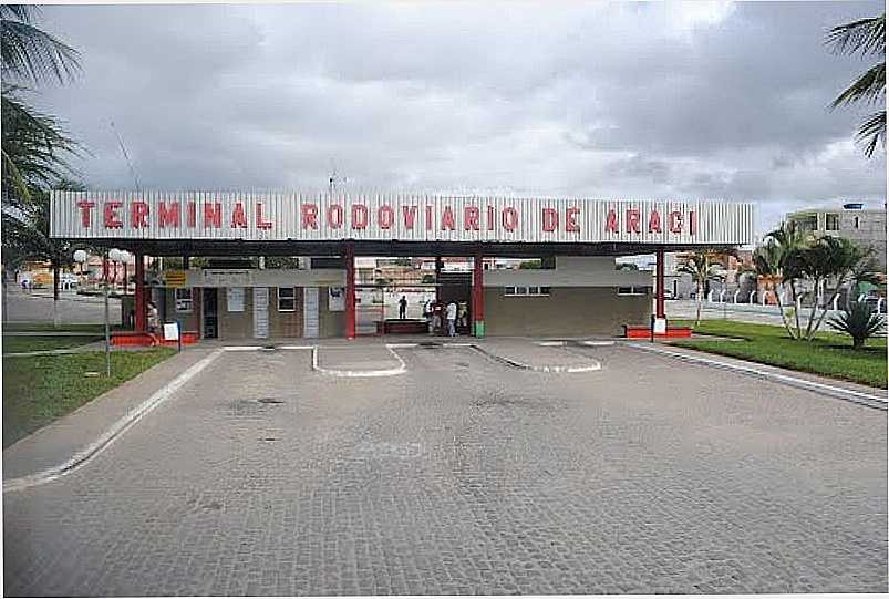 ARACI-BA-TERMINAL RODOVIRIO-FOTO:WWW.CIDADE-BRASIL.COM.BR - ARACI - BA