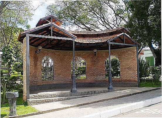 PRAA PREFEITO GELSON LOUREIRO - RIBEIRO VERMELHO - MG