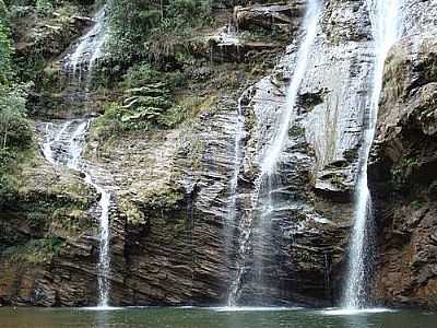 CACHOEIRA DO NDIO (RIO ACIMA) POR HENRIQUE CESAR ROCHA - RIO ACIMA - MG