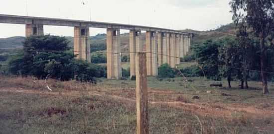 PONTE-FOTO:MONTANHA  - RIO DAS MORTES - MG