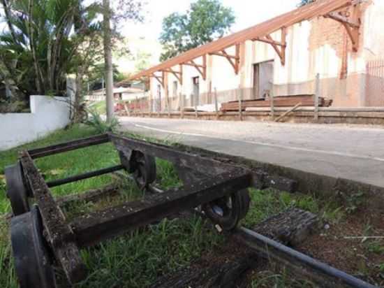 RESTAURAO DA ESTAO FERROVIRIA NA CIDADE DE RIO DOCE MG., POR GUSTAVO AMARAL MELLO - RIO DOCE - MG