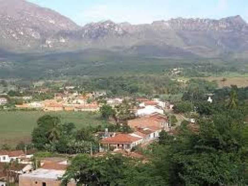 ARAPIRANGA-BA-VISTA PARCIAL DA CIDADE-FOTO:WWW.ONLINE-INSTAGRAM.COM  - ARAPIRANGA - BA