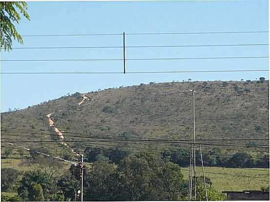 SERRA DO MORRO GRANDE, POR HAYCELLE SANTOS - RITPOLIS - MG