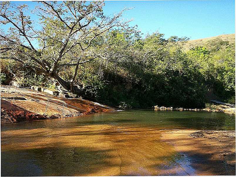 RITPOLIS-MG-CACHOEIRA DO JABURU-FOTO:ANDR SALIYA  - RITPOLIS - MG