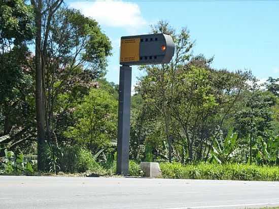 RADAR NA RODOVIA EM ROAS NOVAS-FOTO:SERNEIVA - ROAS NOVAS - MG