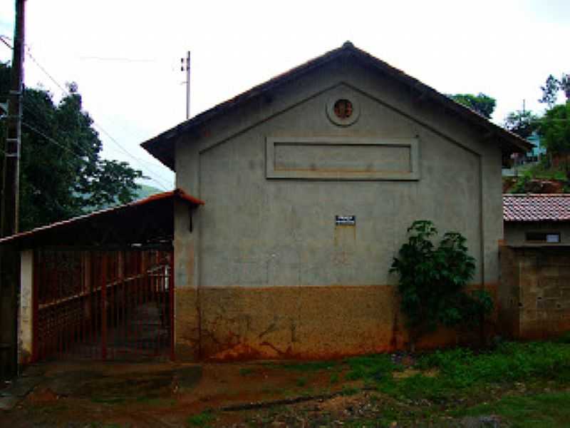 ROSRIO DO PONTAL-MG-ANTIGA ESTAO FERROVIRIA-FOTO:ANA LUIZA DE O DIAS - ROSRIO DO PONTAL - MG