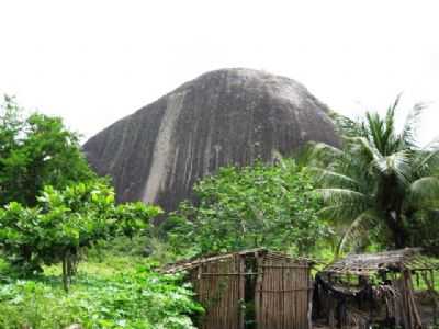 PEDRA DA GUARIBA, POR DANIEL RIBEIRO - RUBIM - MG