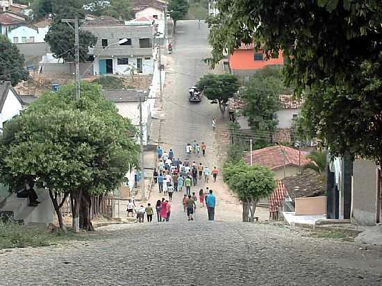 RUBIM-MG-TOBOGU DA RUA EUCLIDES DUTRA-FOTO:ALTAIR MENDES - RUBIM - MG