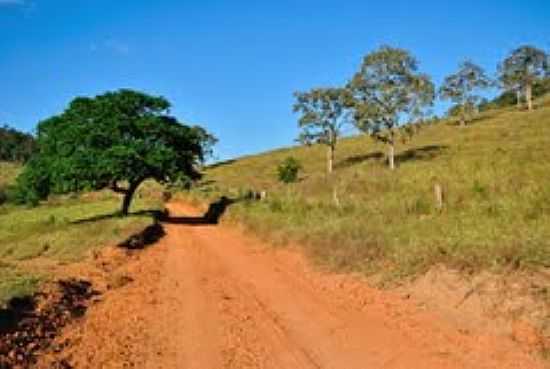 IMAGEM RURAL-FOTO:LEANDRO DURES  - SABINPOLIS - MG