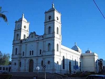 SACRAMENTO - IGREJA MATRIZ N.SRA. DO PATROCNIO POR ALTEMIRO OLINTO CRISTO - SACRAMENTO - MG