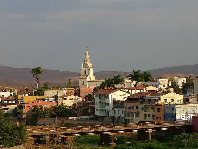 SALINAS-MG-LINDA VISTA DO CENTRO DA CIDADE-FOTO:JOTALU - SALINAS - MG