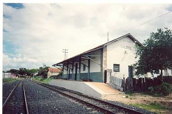 ESTAO SALITRE-FOTO:DECIO MARQUES - SALITRE DE MINAS - MG