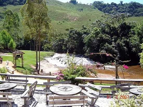 CACHOEIRA EM SANTA BRBARA DO MONTE VERDE-FOTO:EXPLORER-55 - SANTA BRBARA DO MONTE VERDE - MG