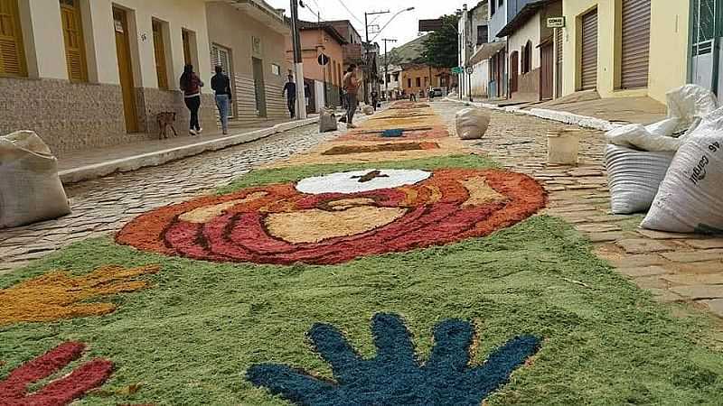 IMAGENS DA CIDADE DE SANTA CRUZ DO ESCALVADO - MG - SANTA CRUZ DO ESCALVADO - MG
