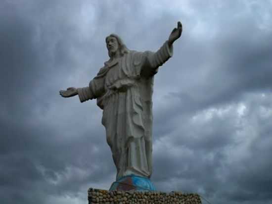 CRISTO, POR LUCAS BARBOSA - SANTA F DE MINAS - MG