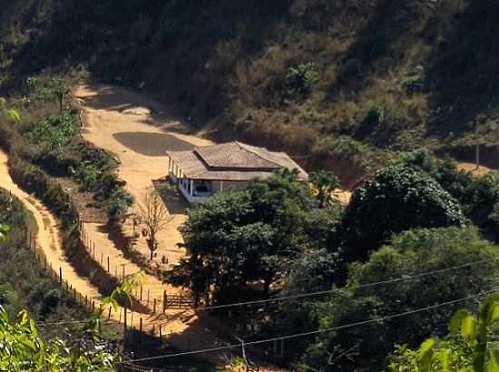 CASA EM FAZENDA-FOTO:ANDRE TELES  - SANTA FILOMENA - MG