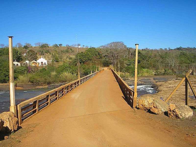 SANTA JULIANA-MG-PONTE PAI JOAQUIM-FOTO:GLAUCIO HENRIQUE CHAVES - SANTA JULIANA - MG