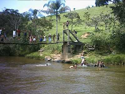 PONTE DE ARAME POR MARKONE - SANTA MARIA DE ITABIRA - MG