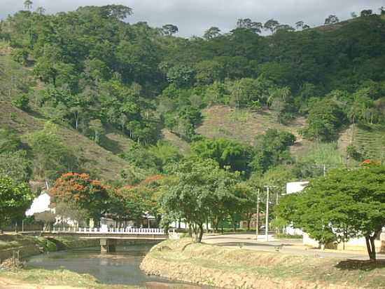 SANTA MARIA DE ITABIRA-FOTO:GILDAZIO FERNANDES [PANORAMIO] - SANTA MARIA DE ITABIRA - MG