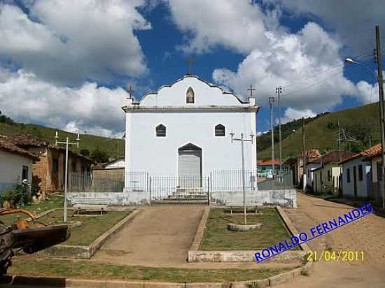 IGREJA NA COMUNIDADE DOS MOREIRAS EM SANTA RITA DO IBITIPOCA-MG-FOTO:RONALDO FERNANDES OL - SANTA RITA DO IBITIPOCA - MG