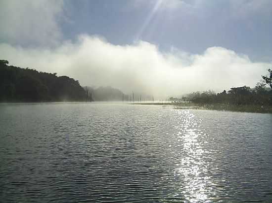 LAGOA-FOTO:ANDREY PESCA  - SANTA VITRIA - MG