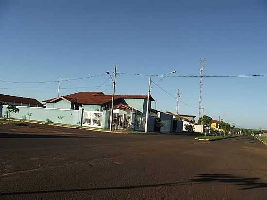 SANTA VITRIA-MG-RUA ODORICO VASCONCELOS COM JERNIMO TEODORO-FOTO:ESPIRITO_DEPORCO_SV - SANTA VITRIA - MG