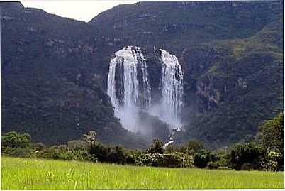 CACHOEIRA DOS INHAMES - PIRAPAMA, POR CLIO NEVES - SANTANA DE PIRAPAMA - MG