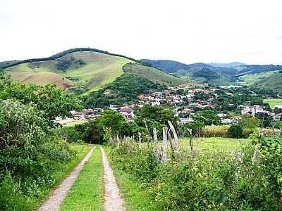 VISTA DA CIDADE  FOTO
POR JULIOVALLE - SANTANA DO DESERTO - MG