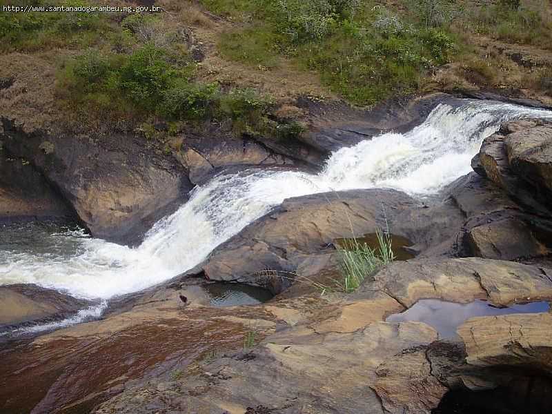 CACHOEIRA DO RIO CAPIVAR (Z FORTES)EM SANTANA DO GARAMBU - MG - SANTANA DO GARAMBU - MG