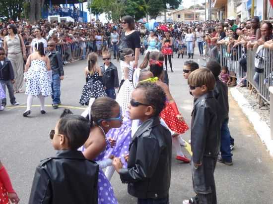 DIA DA CIDADE E DE NOSSA SENHORA APARECIDA -SANTAN DO JACAR - 12 DE OUTUBRO, POR AILCE COSTA - SANTANA DO JACAR - MG