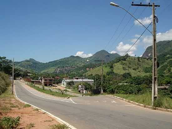 ENTRADA DA CIDADE-FOTO:JAC RODRIGUES SANTI  - SANTANA DO PARASO - MG