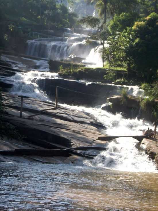 CACHOEIRA SANTANA DO PARASO, POR YAAN FARIAS - SANTANA DO PARASO - MG