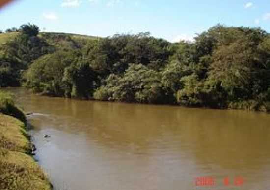 RIO MACABAS EM SANTO ANTNIO DA VARGEM ALEGRE-FOTO:SANTOANTONIODAVARGEMALEGRE. - SANTO ANTNIO DA VARGEM ALEGRE - MG