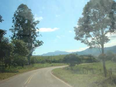 PICO DO ITAMB, POR UREA ARAJO - SANTO ANTNIO DO ITAMB - MG