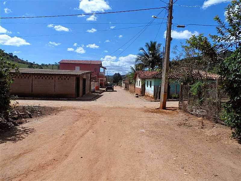 SANTO ANTNIO DO MUCURI-MG-VISTA DO CENTRO-FOTO:JNIOR GONALVES - SANTO ANTNIO DO MUCURI - MG