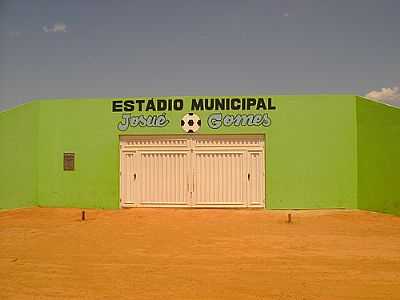 ESTADIO MUNICIPAL POR BRUNORETIRO - SANTO ANTNIO DO RETIRO - MG