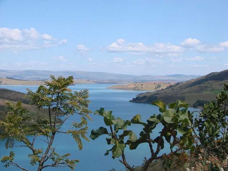 SANTO HILRIO-MG-LAGO DE FURNAS-FOTO:PROF. DR. IVAN ANDRADE - SANTO HILRIO - MG