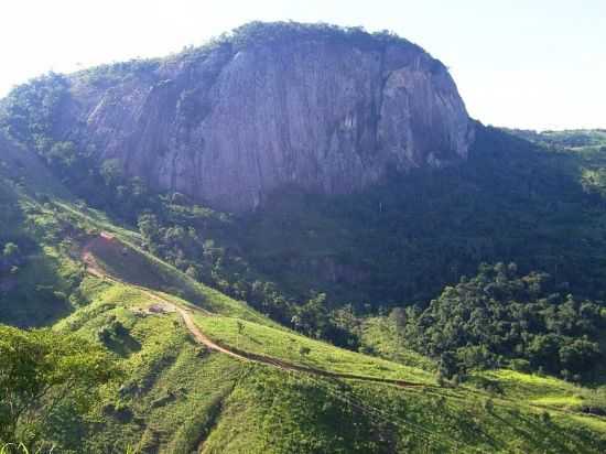 PEDRA DO TITO, POR JANDIR  PEREIRA DE SOUZA - SO FLIX DE MINAS - MG