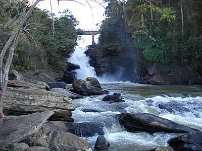 CACHOEIRA  - SO GERALDO DO BAGUARI - MG