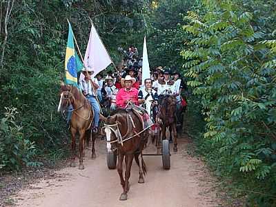 CAVALGADA-FOTO:ANTONIO CARLOS LIMA - SO GONALO DO PAR - MG