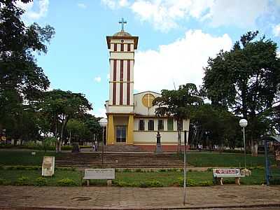 IGREJA DE N.S.APARECIDA-FOTO:ANTNIO CARLOS LIMA  - SO GONALO DO PAR - MG