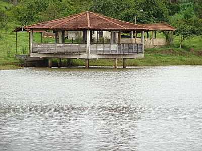 LAGOA EM STIO-FOTO:ANTNIO CARLOS LIMA  - SO GONALO DO PAR - MG